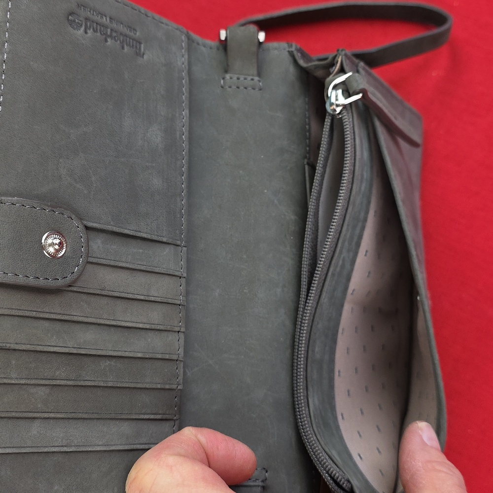 Timberland Nubuck Crossbody Wallet Purse - Picture 8 of 15